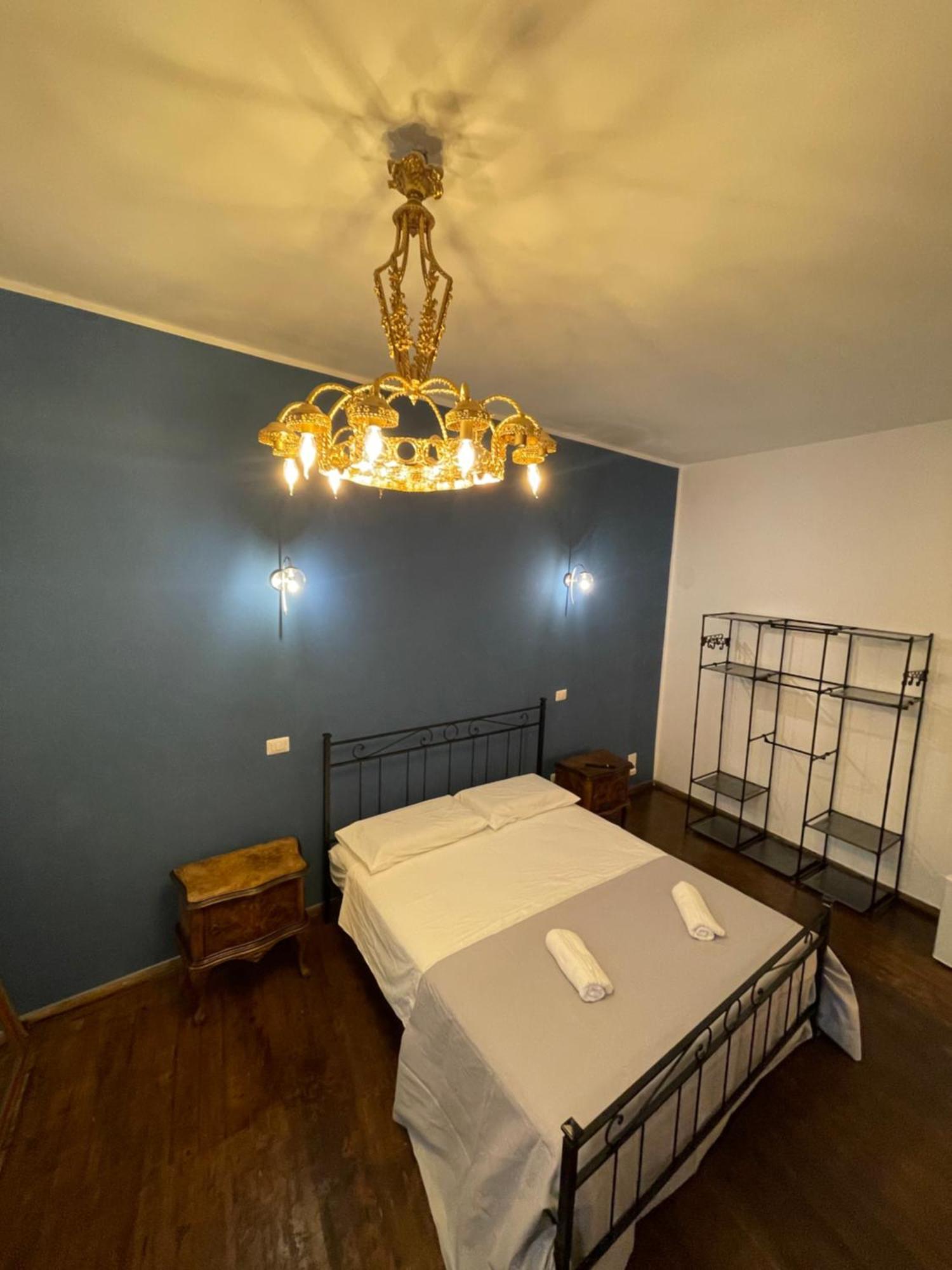 Il Serafino Holiday Suites Барі Екстер'єр фото