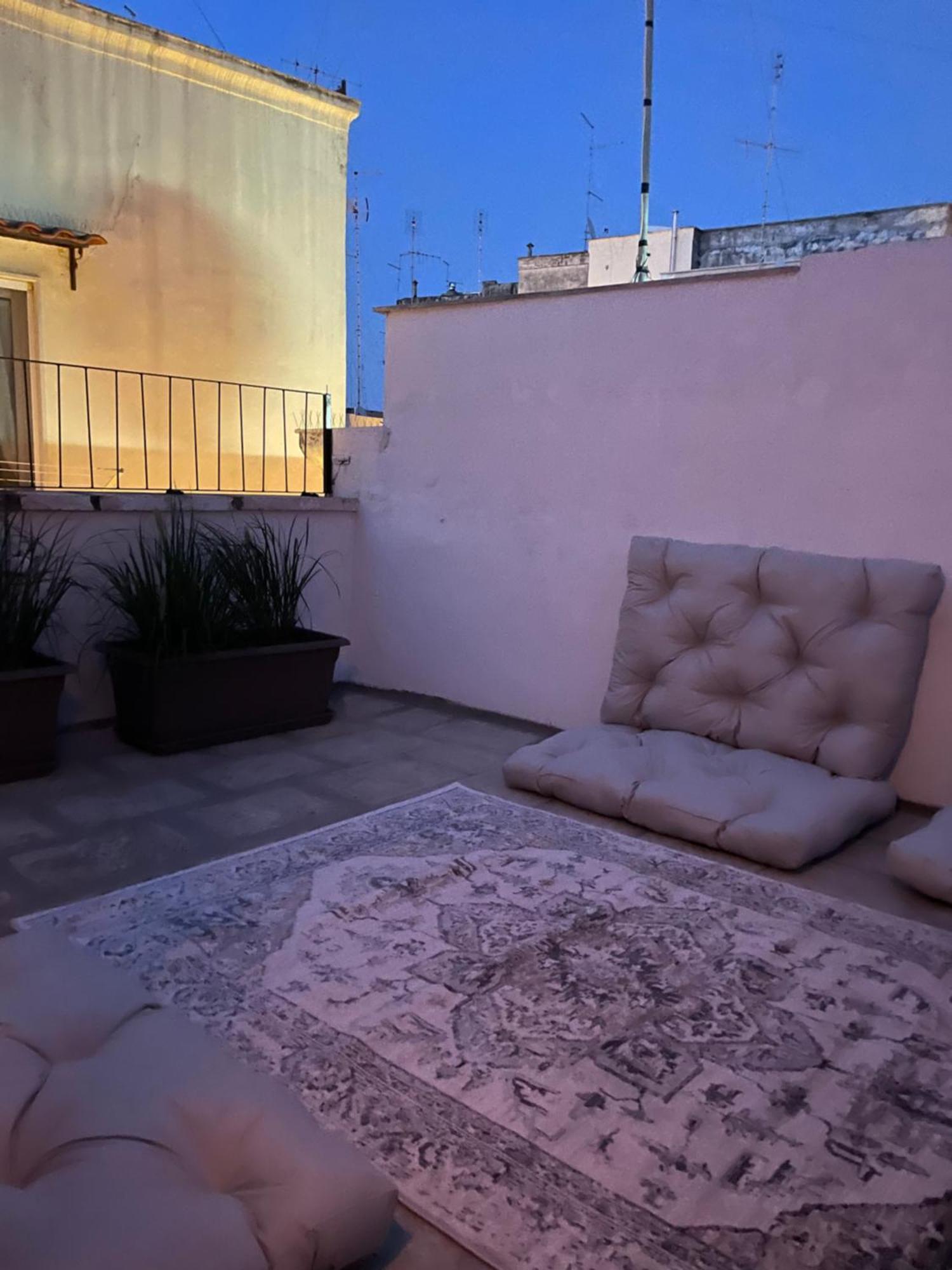 Il Serafino Holiday Suites Барі Екстер'єр фото