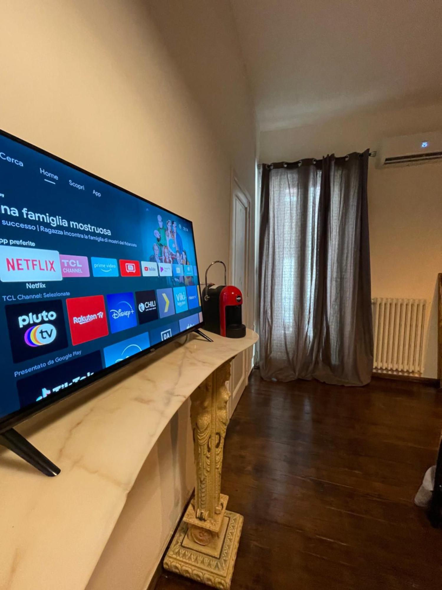 Il Serafino Holiday Suites Барі Екстер'єр фото
