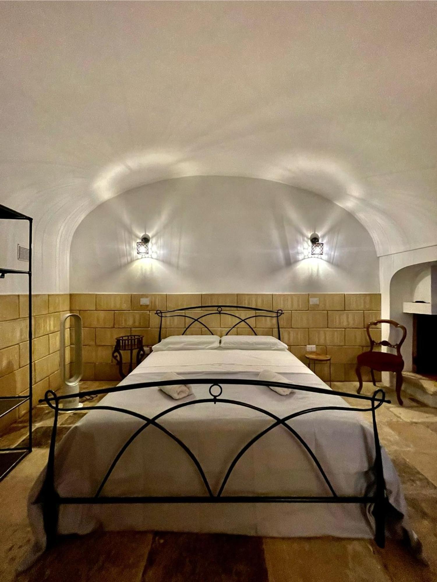Il Serafino Holiday Suites Барі Екстер'єр фото